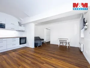 Prodej bytu 1+1, Jablonec nad Nisou, V Luzích, 45 m2