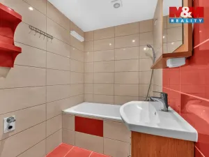 Prodej bytu 2+1, Přelouč, Studentská, 55 m2