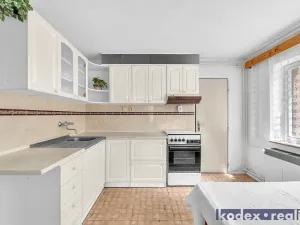 Prodej rodinného domu, Pardubice, 270 m2