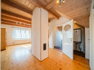 Pronájem vily, Praha - Modřany, Nečova, 200 m2