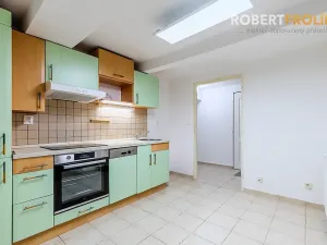 Pronájem bytu 2+kk, Praha - Bubeneč, Eliášova, 55 m2