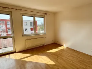Pronájem bytu 1+kk, Brno, Trýbova, 36 m2