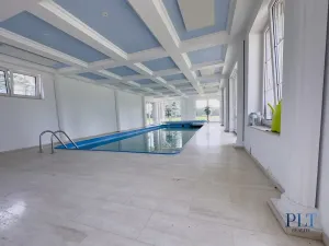 Pronájem vily, Babice, Starobabická, 728 m2