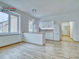 Prodej bytu 2+kk, Hranice, Třída Československé armády, 55 m2