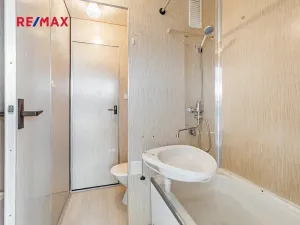 Pronájem bytu 1+1, Jindřichův Hradec, sídliště Vajgar, 43 m2