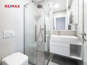 Pronájem bytu 2+kk, Praha - Vinohrady, Slezská, 43 m2