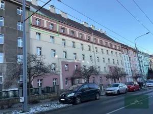 Pronájem bytu 2+1, Plzeň, Edvarda Beneše, 48 m2