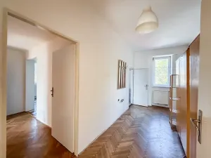 Prodej bytu 2+1, Liberec, Husova, 75 m2