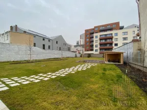 Pronájem bytu 1+kk, Praha - Holešovice, Na Maninách, 33 m2