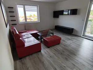 Pronájem bytu 3+kk, Nymburk, Ke Strouze, 90 m2