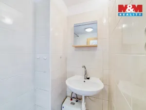 Pronájem obchodního prostoru, Mariánské Lázně, Hlavní třída, 40 m2