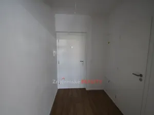 Pronájem bytu 1+kk, Znojmo, Jarošova, 29 m2
