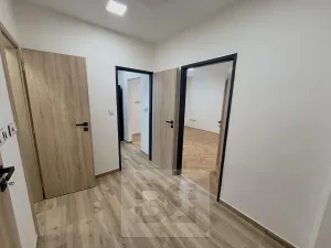 Pronájem bytu 2+kk, Brandýs nad Labem-Stará Boleslav, Komenského nám., 51 m2