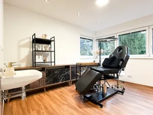 Pronájem obchodního prostoru, Kopřivnice, Sportovní, 14 m2