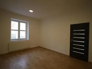 Pronájem bytu 4+kk, Praha - Smíchov, Plzeňská, 95 m2