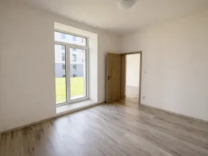 Pronájem bytu 3+kk, Milovice, Slepá, 53 m2