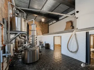 Pronájem výrobních prostor, Praha - Dolní Počernice, Národních hrdinů, 120 m2