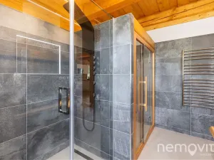 Prodej rodinného domu, Holenice, 159 m2