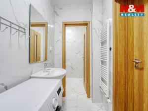 Pronájem bytu 1+1, Plzeň - Jižní Předměstí, Husova, 38 m2