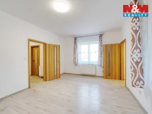 Pronájem bytu 1+1, Plzeň - Jižní Předměstí, Husova, 35 m2