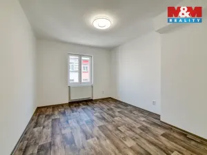 Prodej bytu 4+1, Cheb, Májová, 121 m2