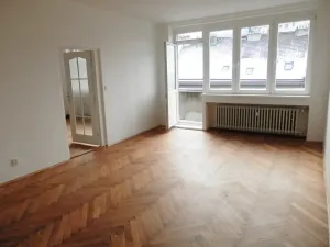 Pronájem bytu 2+1, Praha - Nusle, Lomnického, 81 m2