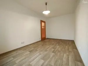 Pronájem bytu 3+1, Praha - Záběhlice, Vrútecká, 63 m2