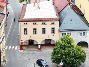 Prodej komerční nemovitosti, Hostinné, Poštovní, 438 m2