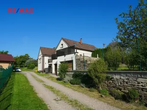 Prodej kanceláře, Lomnice, 298 m2