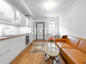 Pronájem bytu 2+kk, Praha - Smíchov, Plzeňská, 36 m2