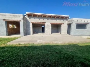 Prodej rodinného domu, Kunovice, 185 m2