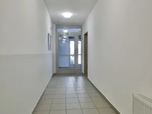 Pronájem bytu 2+kk, Liberec, Rubínová, 74 m2