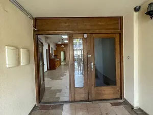 Pronájem obchodního prostoru, Hluk, Hlavní, 200 m2