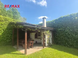 Prodej rodinného domu, Janůvky, 457 m2