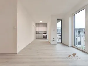 Pronájem bytu 1+kk, Zlín, Pod Hradem II, 29 m2