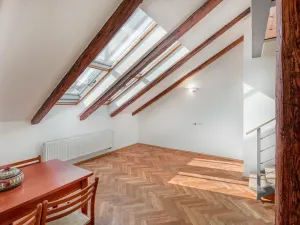 Prodej bytu 2+kk, Praha - Smíchov, Plzeňská, 63 m2