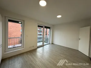 Pronájem bytu 1+kk, Otrokovice, Moravní, 31 m2