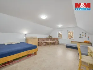 Prodej rodinného domu, Krupá, 186 m2