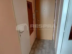 Pronájem bytu 2+kk, Praha - Košíře, Kvapilova, 46 m2