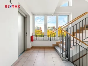 Prodej bytu 2+kk, Praha - Letňany, Tupolevova, 53 m2