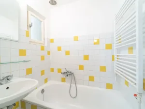 Pronájem bytu 2+1, Praha - Smíchov, Ostrovského, 55 m2