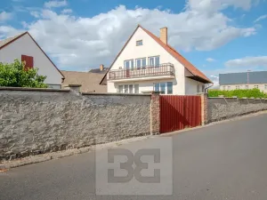 Prodej rodinného domu, Hrobce, Hlavní, 238 m2