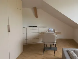 Prodej bytu 1+kk, Praha - Vršovice, Žitomírská, 41 m2