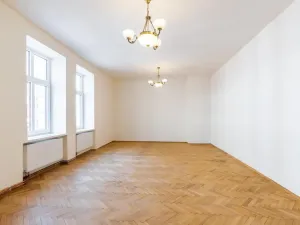 Prodej bytu 2+1, Liberec - Liberec III-Jeřáb, 1. máje, 80 m2