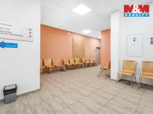 Pronájem obchodního prostoru, Ústí nad Labem - Severní Terasa, Šrámkova, 32 m2