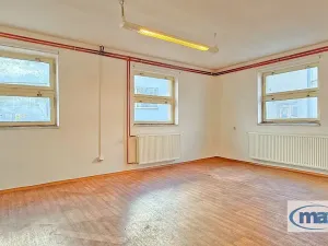 Pronájem skladu, Moravany, 533 m2