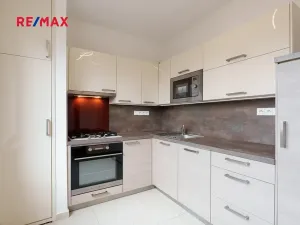 Prodej bytu 2+1, Praha - Braník, Branická, 52 m2