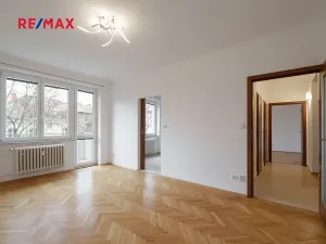 Prodej bytu 2+1, Praha - Braník, Branická, 52 m2