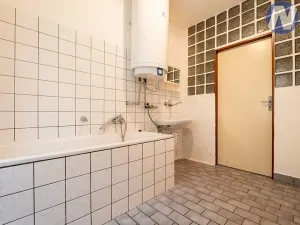 Prodej rodinného domu, Husinec, Jeronýmova, 400 m2