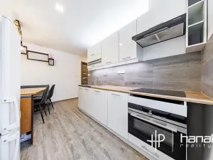 Pronájem bytu 2+1, Olomouc, Na střelnici, 55 m2